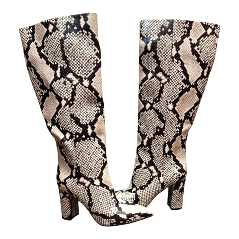 I.N.C International Concepts Paiton Natural Snake Block Heeled Boots Sz 6 NWOB - Picture 2 of 4